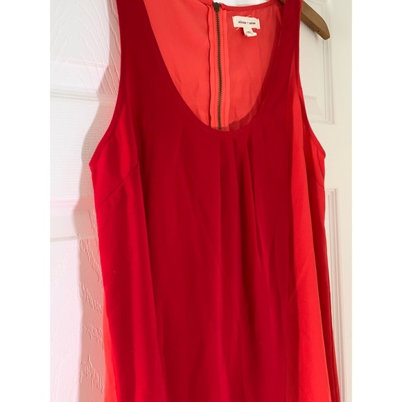 Red and orange sleeveless dress - Picture 10 of 11